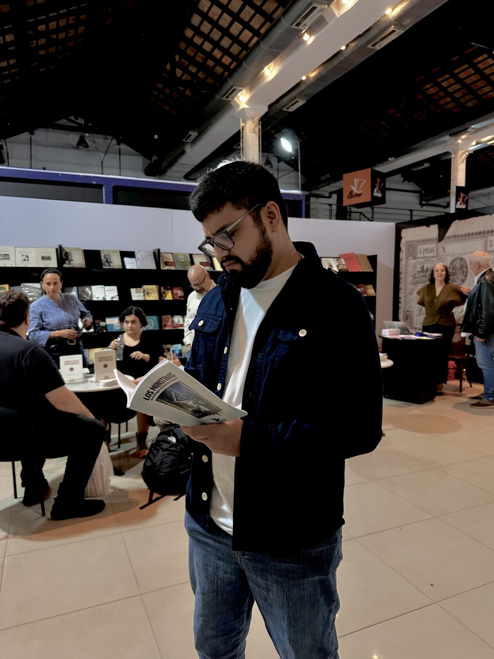 Leyendo en la FIL
